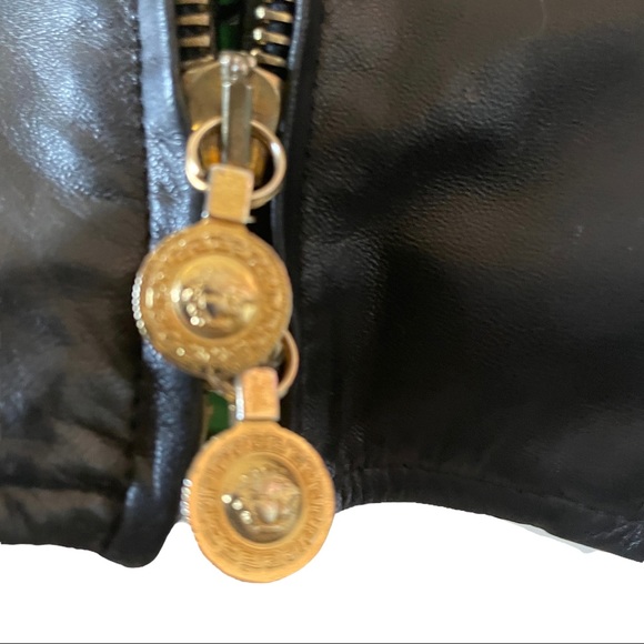 Versace Medusa Black Leather Top Size 10 USA Limited Edition Medusa Bondage 2002 - Picture 11 of 13